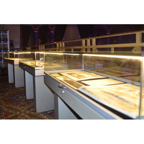 Product Display Case Rentals